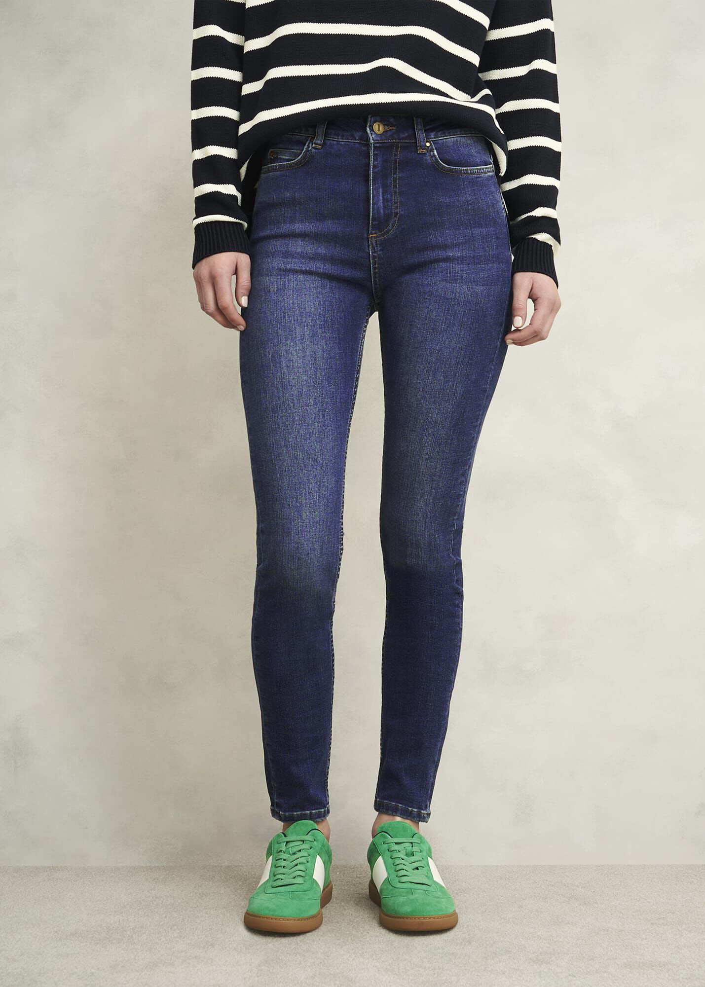 Gia Sculpting Jeans
