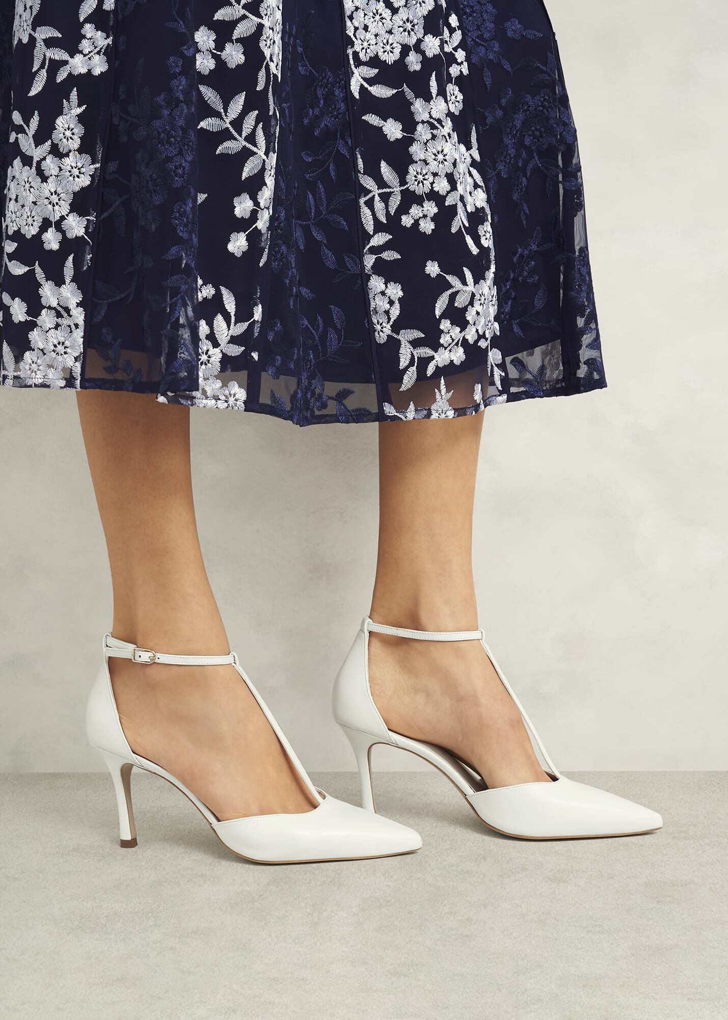 Alice T-Bar Leather Courts