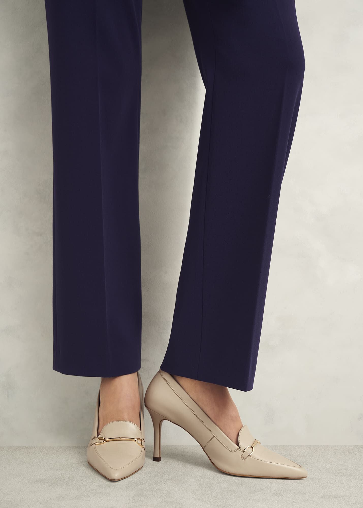 Ros Leather Courts