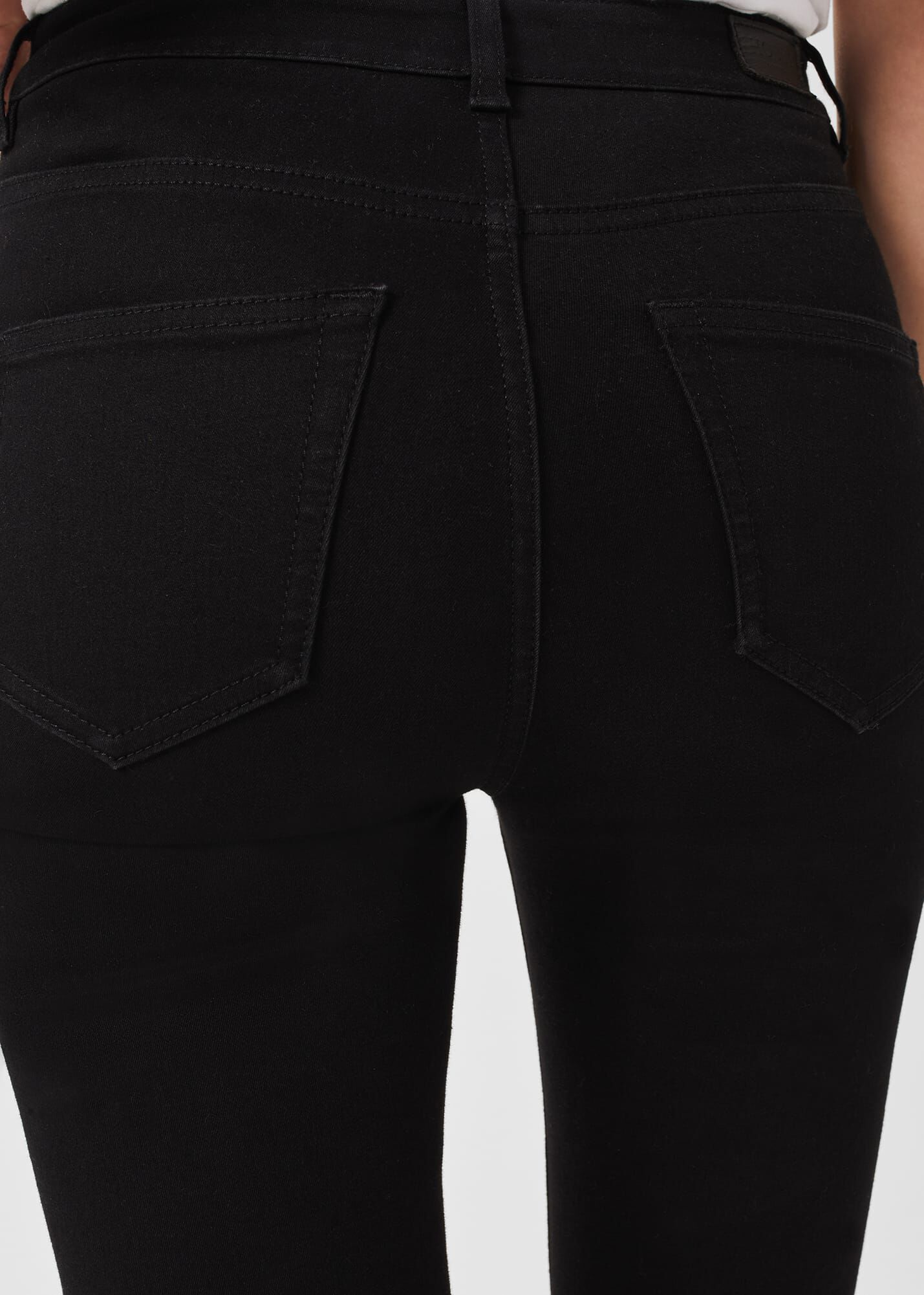 Petite Gia Sculpting Jeans