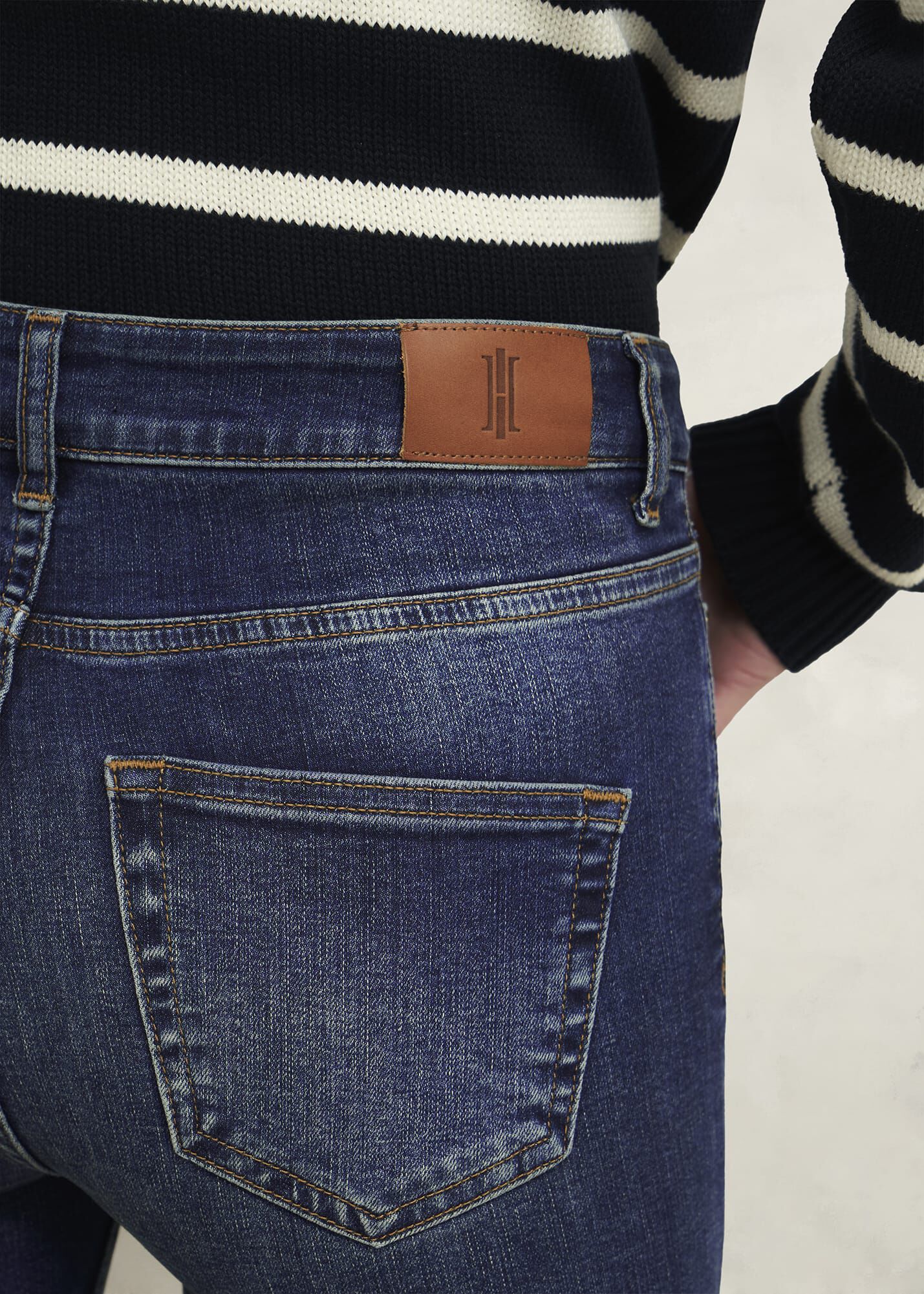 Gia Sculpting Jeans