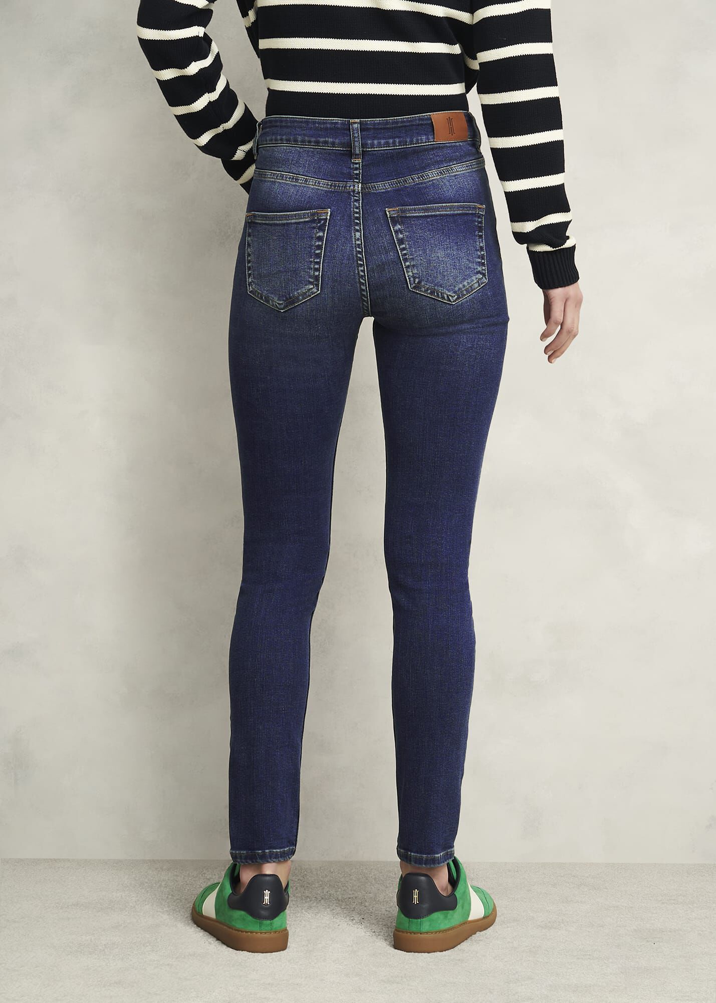 Gia Sculpting Jeans