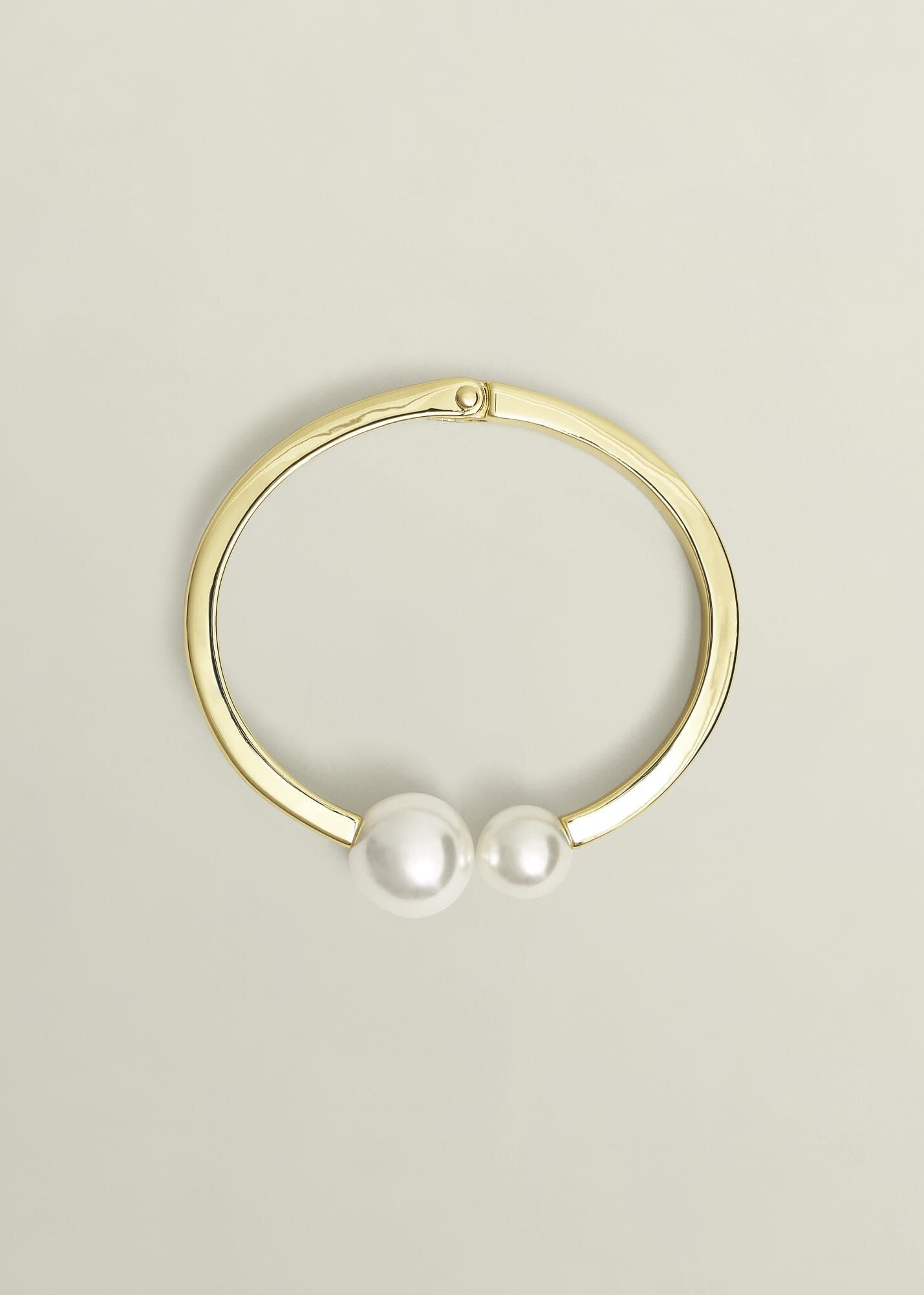 Lilia Cuff
