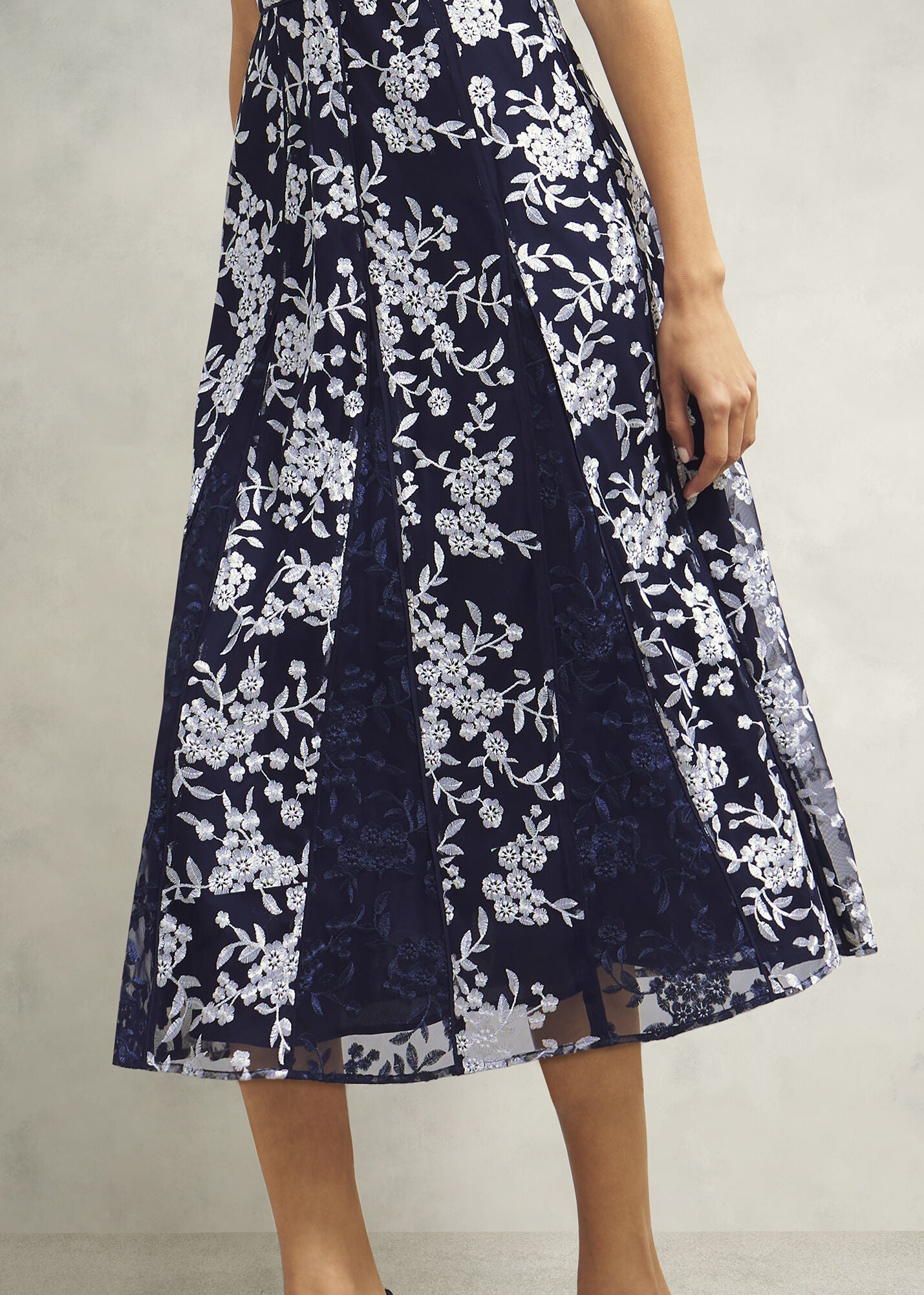 Quin Embroidered Dress