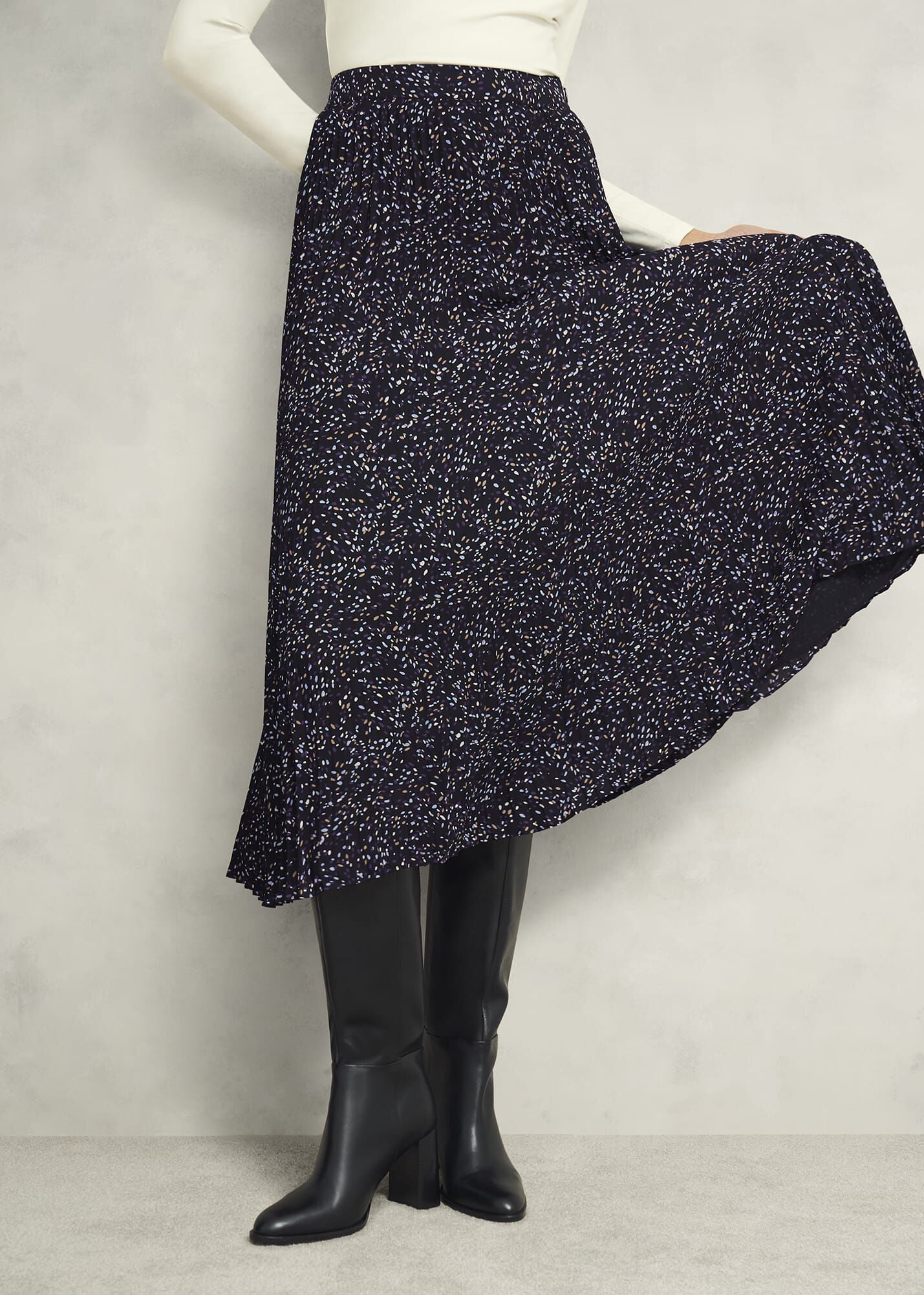 Teia Pleated Skirt