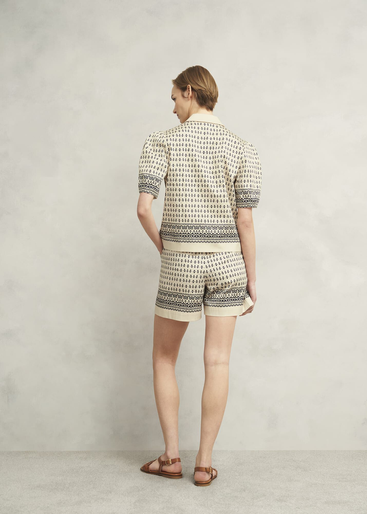 Suri Short