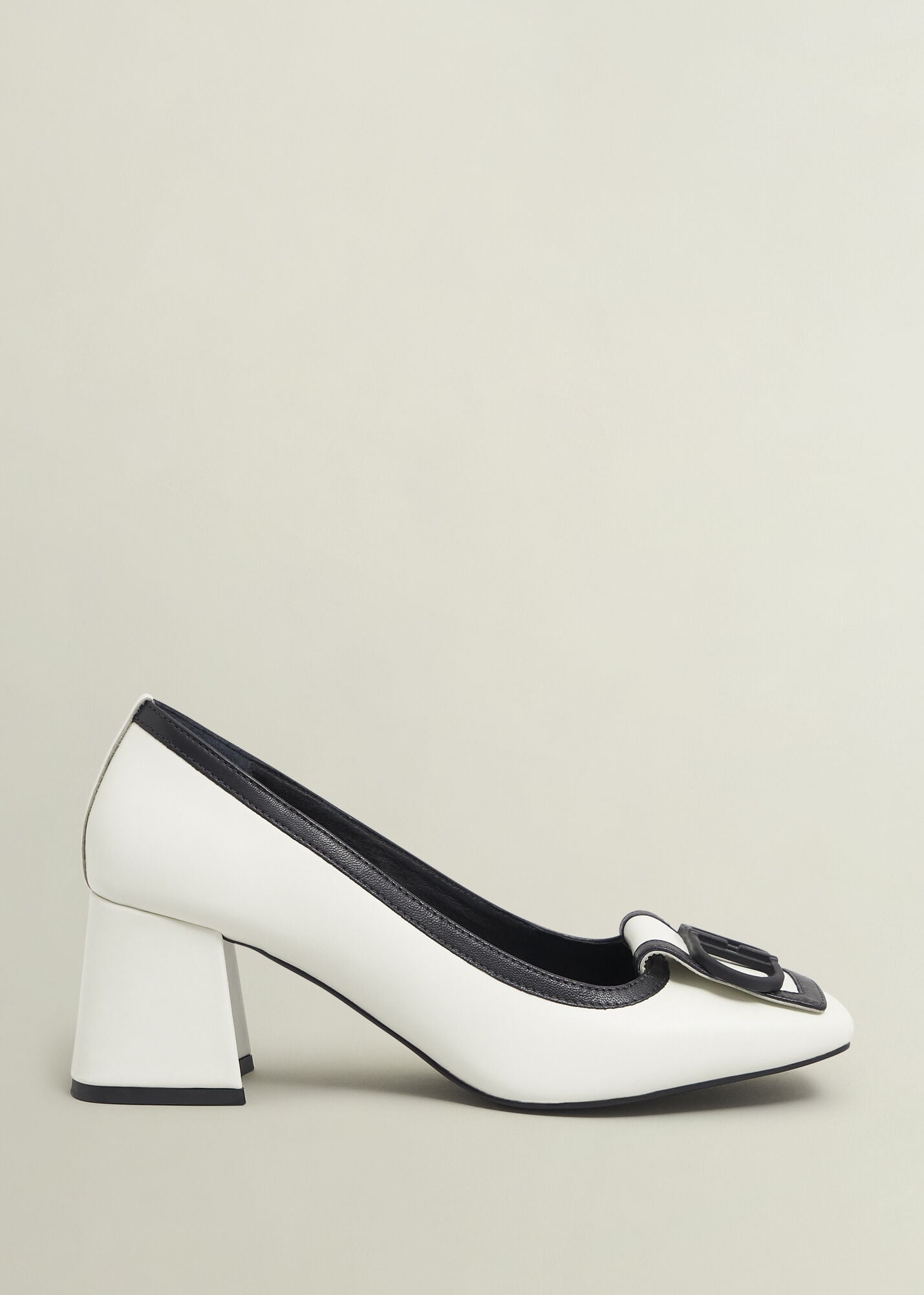 Lexia Leather Courts