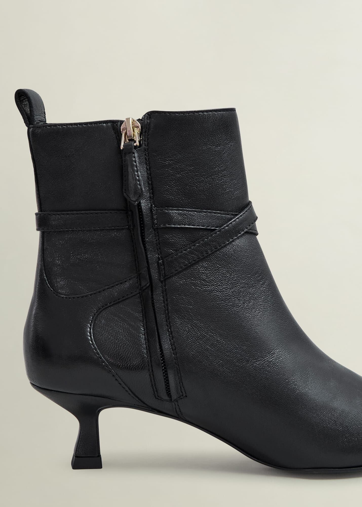 Loretta Leather Heeled Ankle Boots