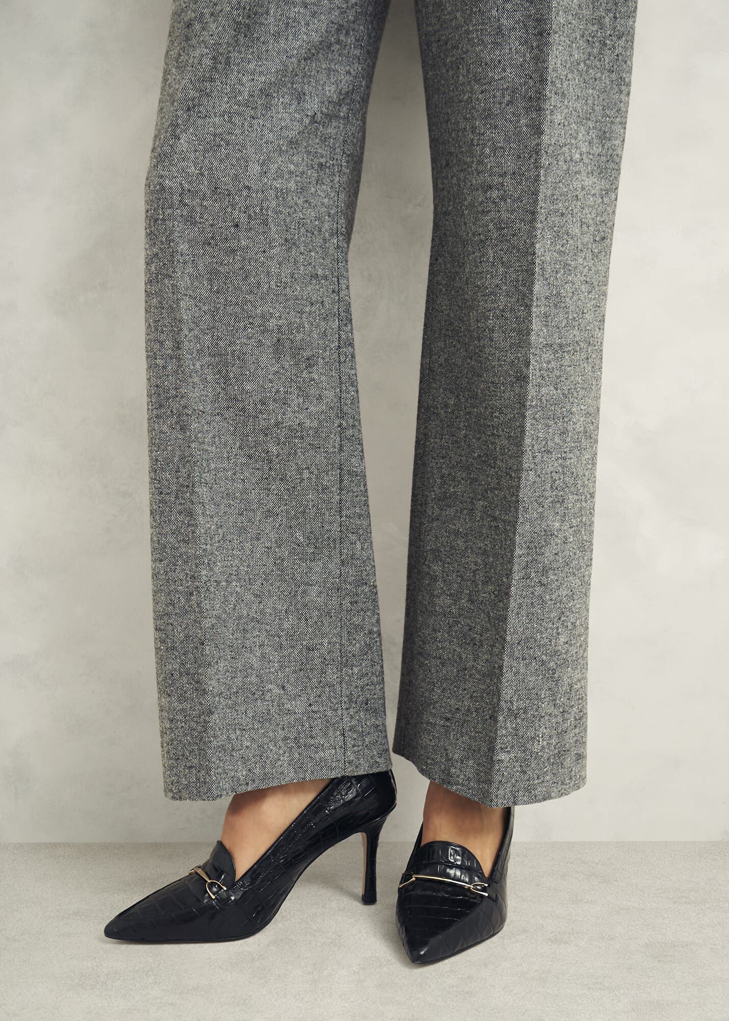 Ros Leather Courts