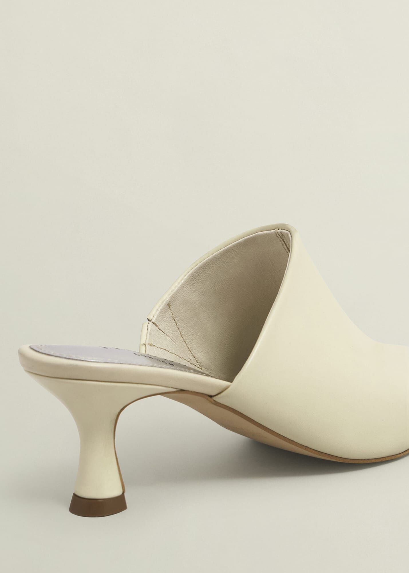 Apsley Mules