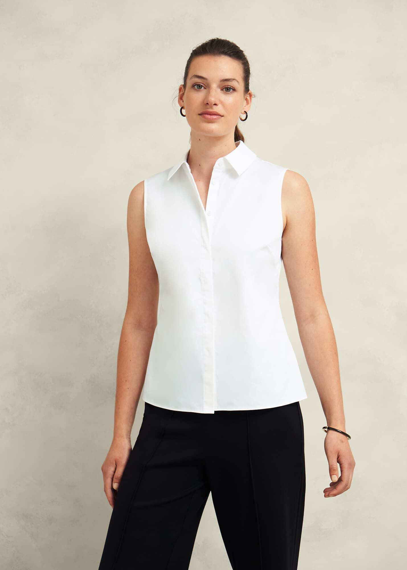 Vic Sleeveless Shirt